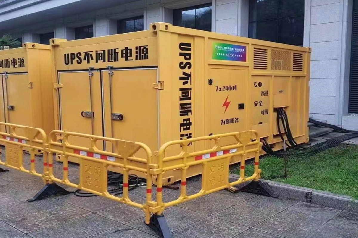 兴化发电机租赁施工现场